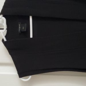 Ann Taylor Long Black Sweater Vest in Large